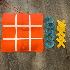 Felt tic-tax-toe game